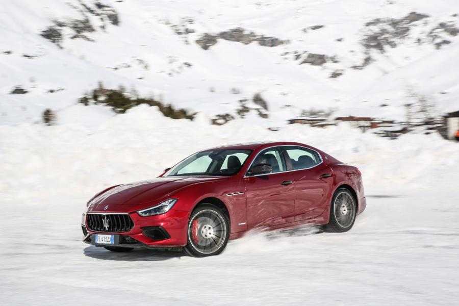  Maserati Ghibli S Q4 GranSport Carbon Pack 2017 года  (фото 23 из 44)